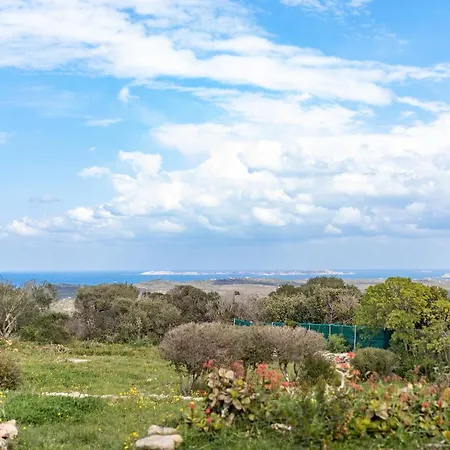 Villa Vista Mare Santa Teresa *